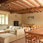 La Mancelliere - Maison Familiale 12-15 Pers, Grand Jardin, Jeux & Petanque - Pleine Nature Cigne