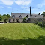 La Mancelliere - Maison Familiale 12-15 Pers, Grand Jardin, Jeux & Petanque - Pleine Nature Vakantiehuis *
