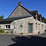 La Mancelliere - Maison Familiale 12-15 Pers, Grand Jardin, Jeux & Petanque - Pleine Nature Vakantiehuis Cigne