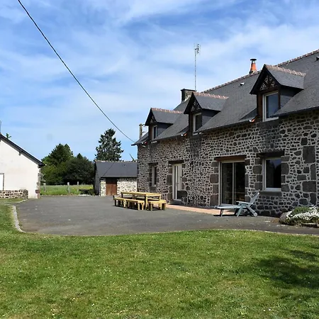 La Mancelliere - Maison Familiale 12-15 Pers, Grand Jardin, Jeux & Petanque - Pleine Nature *