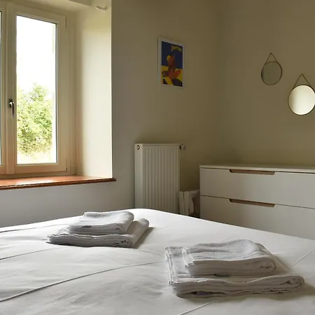 La Mancelliere - Maison Familiale 12-15 Pers, Grand Jardin, Jeux & Petanque - Pleine Nature Holiday home