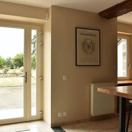 La Mancelliere - Maison Familiale 12-15 Pers, Grand Jardin, Jeux & Petanque - Pleine Nature * Cigne