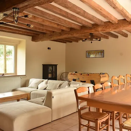 La Mancelliere - Maison Familiale 12-15 Pers, Grand Jardin, Jeux & Petanque - Pleine Nature Cigne