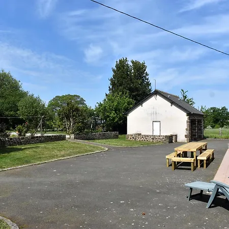La Mancelliere - Maison Familiale 12-15 Pers, Grand Jardin, Jeux & Petanque - Pleine Nature * Cigne